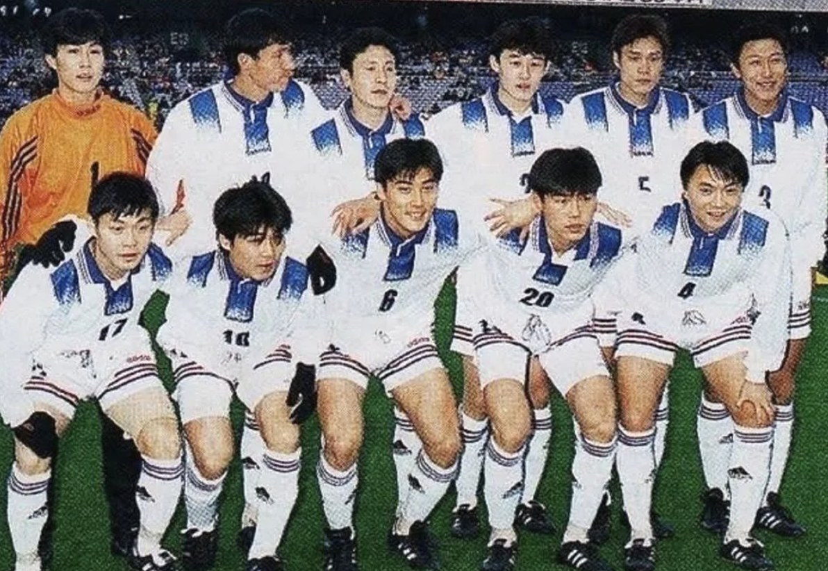 读书工作搞事业无疑是更好的选择，什么足球必须得往后稍稍！